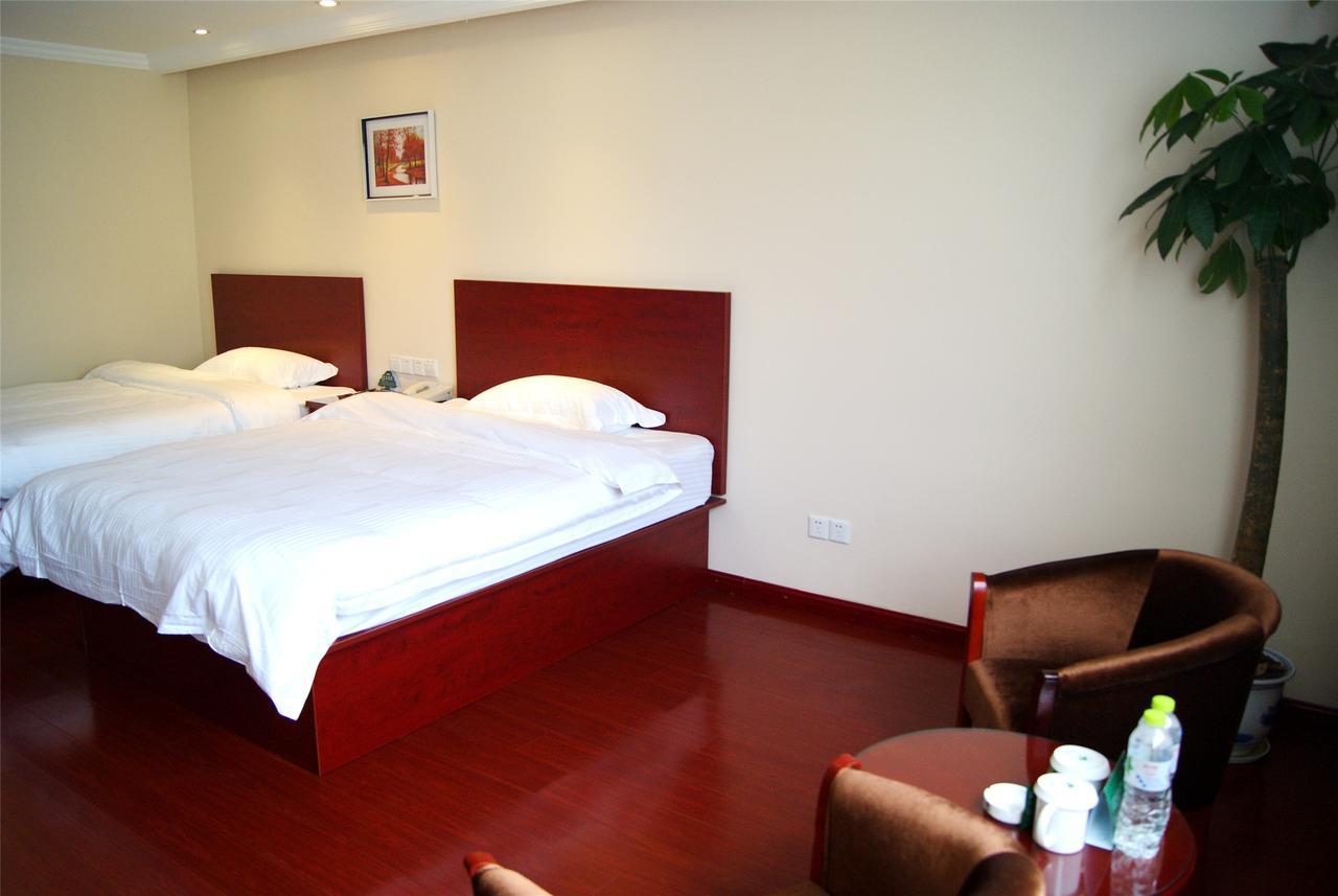 יאנגז'ו Greentree Inn Jiangsu Zhenjiang Jiangsu Science And Technology University Youth Square Express Hotel מראה חיצוני תמונה
