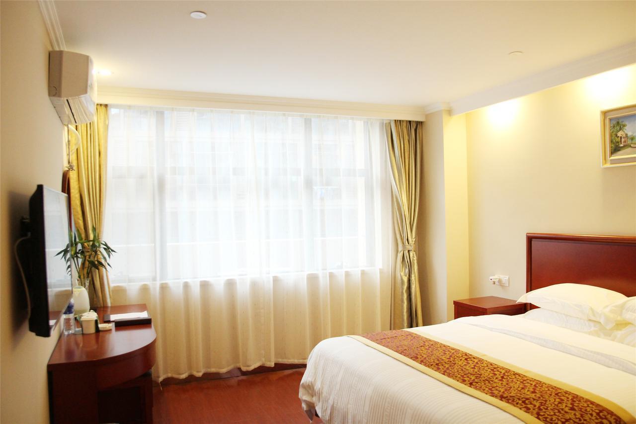 יאנגז'ו Greentree Inn Jiangsu Zhenjiang Jiangsu Science And Technology University Youth Square Express Hotel מראה חיצוני תמונה