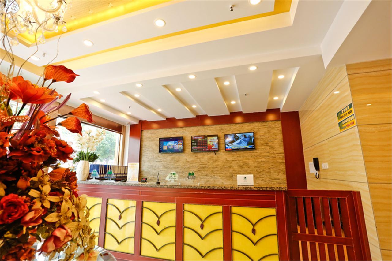 יאנגז'ו Greentree Inn Jiangsu Zhenjiang Jiangsu Science And Technology University Youth Square Express Hotel מראה חיצוני תמונה