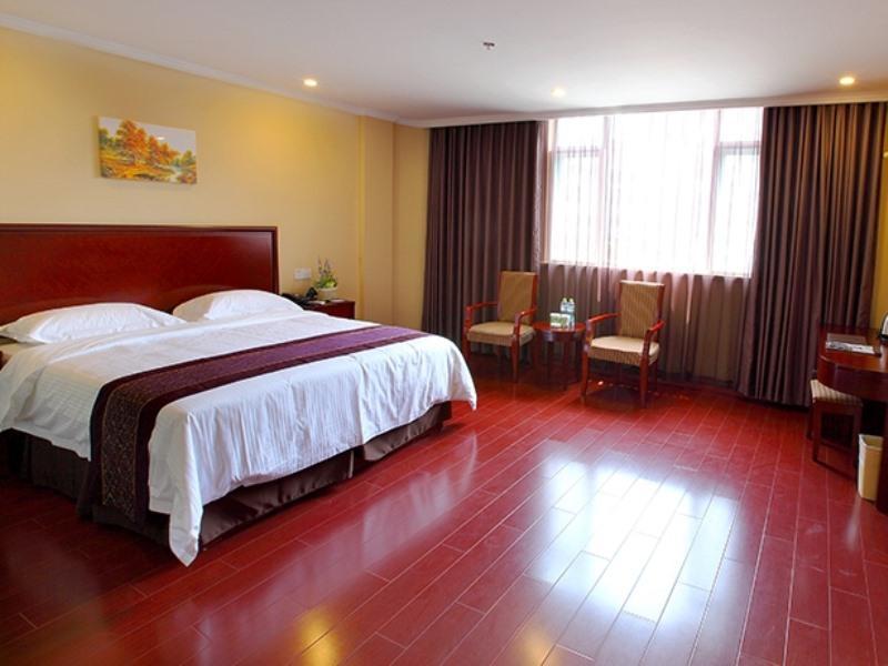 יאנגז'ו Greentree Inn Jiangsu Zhenjiang Jiangsu Science And Technology University Youth Square Express Hotel מראה חיצוני תמונה